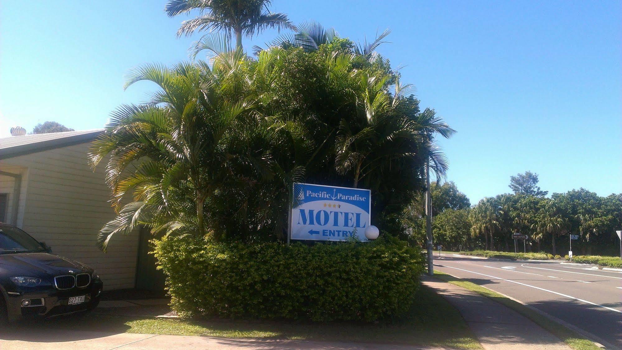 Pacific Paradise Airport Motel Bagian luar foto